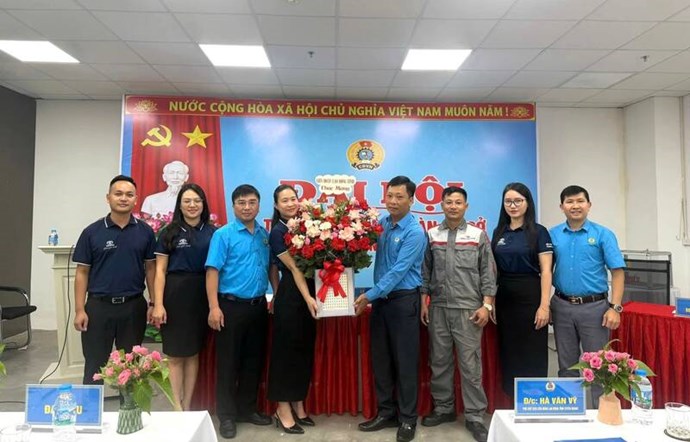 Đại hội thành lập CĐCS Công ty TNHH Toyota Nhung Hồng Tuyên Quang. Ảnh: Công đoàn Tuyên Quang