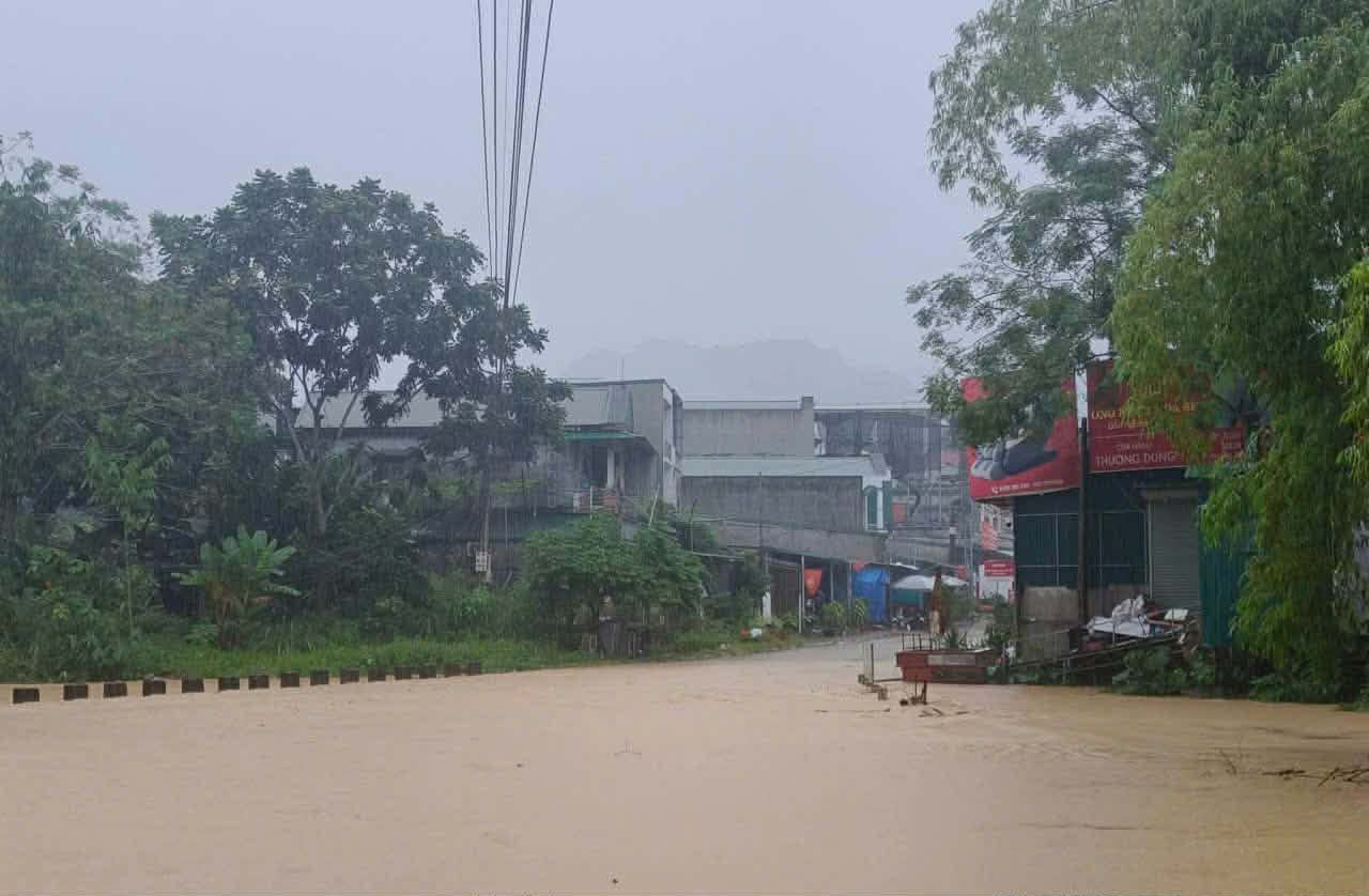 Prolonged rain, risk of flash floods and flooding in Tan Long commune (Tuyen Quang). Photo: Tan Long Commune People's Committee