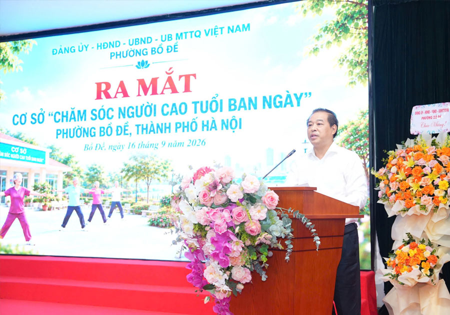 Phó Giám đốc Sở Y tế Hà Nội Đinh Hồng Phong phát biểu tại chương trình. Ảnh: Sở Y tế Hà Nội