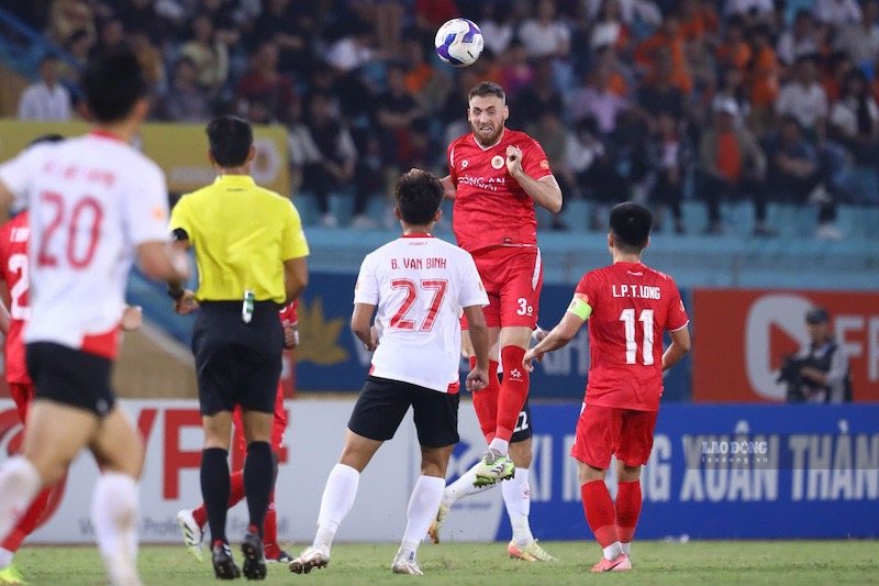 Hanoi Police Club banned from transferring (image at the 2026 National Super Cup). Photo: Minh Dan
