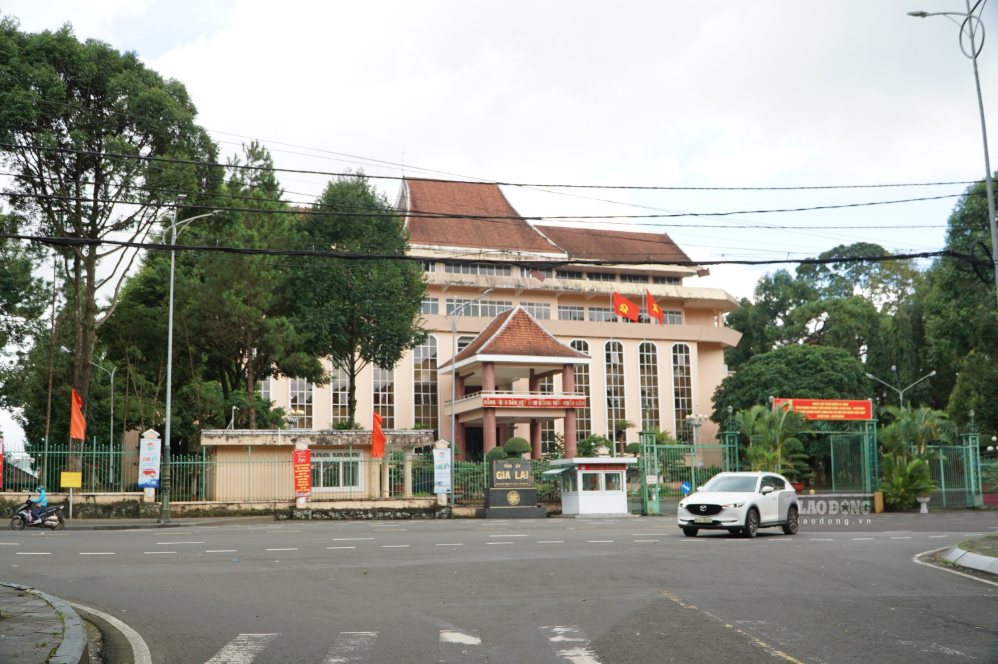 Sede del Comité Provincial del Partido de Gia Lai (antigua), 01 calle Hai Ba Trung, barrio de Pleiku (actualmente un sitio histórico provincial, que marca el lugar donde recibió la carta del Tío Ho en el Congreso de las Minorías Étnicas del Sur). Foto: Thanh Tuan