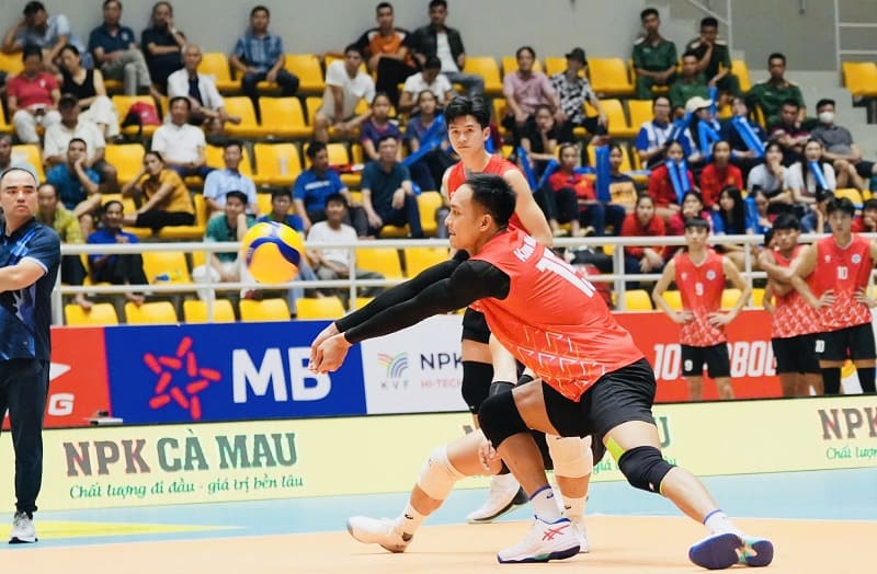 Ngoại binh Kuon Mom từng thi đấu cho đội nam Hà Nội tại vòng 1 Giải bóng chuyền vô địch quốc gia các câu lạc bộ 2026 trong tháng 4 tại Đông Anh (Hà Nội). Ảnh: VFV
