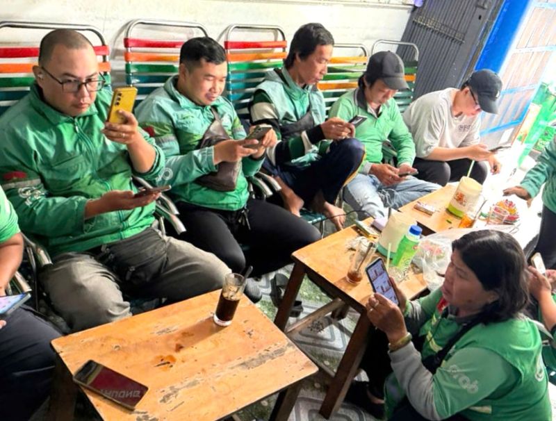 Binh Tan Technology Vehicle Union quickly got involved in propaganda so that union members could choose a suitable way to express their opinions, calmly and in accordance with regulations in the face of calls to turn off apps to protest businesses on social networks. Photo: Binh Tan Technology Vehicle Union provided