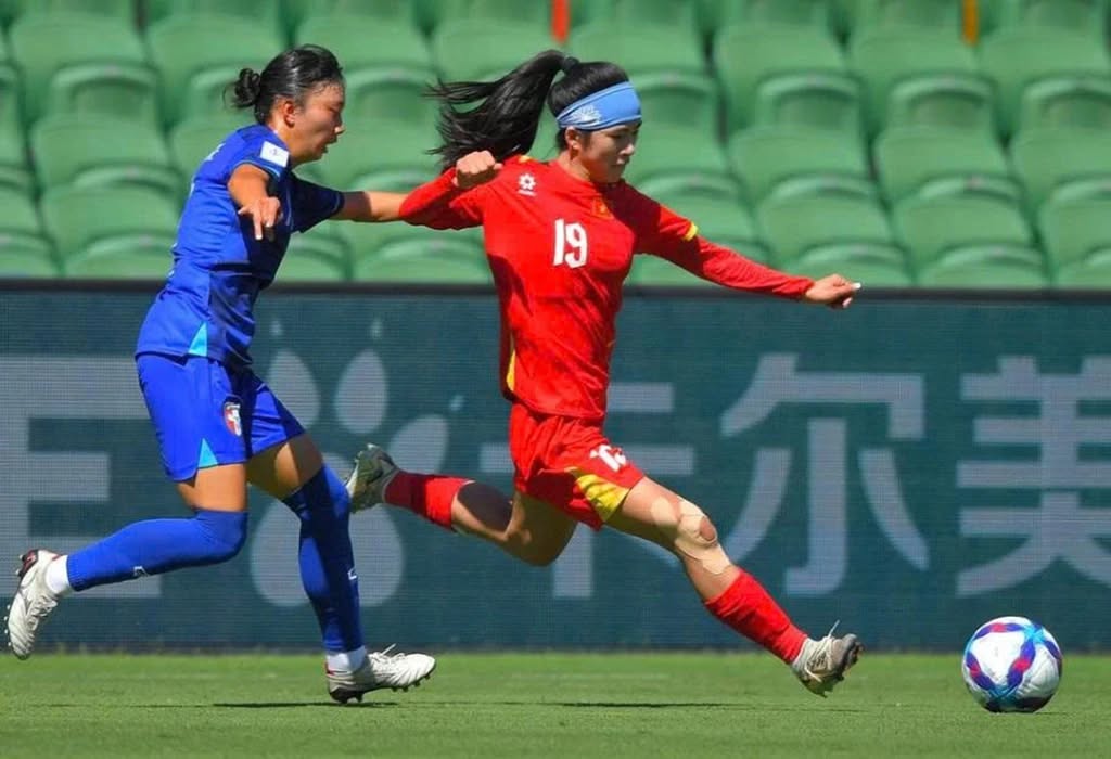 La selección femenina de Vietnam se enfrenta a Japón en los ASIAD 20. Foto: VFF