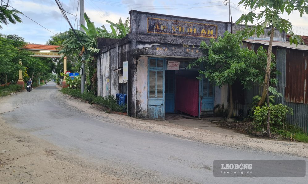 Vinh An hamlet cultural house, Vinh Trach commune (old) abandoned for many years (photo taken on September 17, 2026). Photo: Nhat Ho.