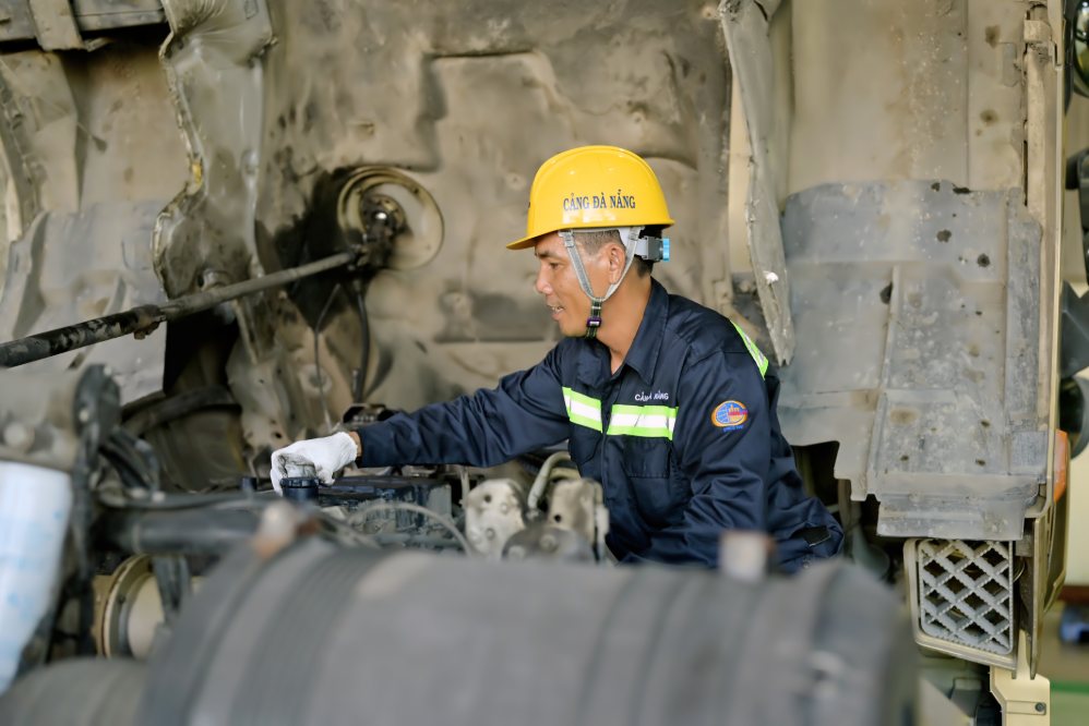 Da Nang Port Trade Union always cares, shares and accompanies workers in all circumstances. Photo: Da Nang Port
