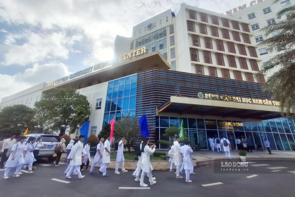 Nam Can Tho University Hospital. Photo: Ta Quang (photo taken on September 18th)