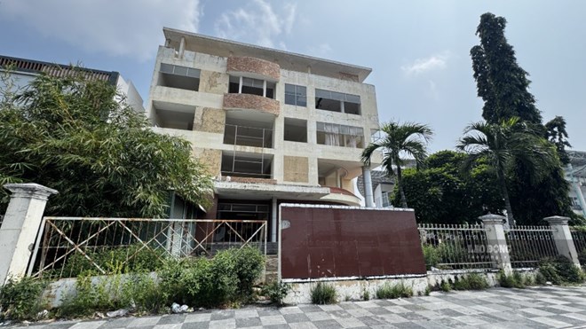 Many redundant headquarters and land and houses after arrangement in Lam Dong are being reviewed for relocation for use and management, avoiding degradation and waste. Photo: Duy Tuan, taken on the afternoon of September 15