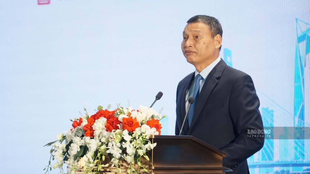 Phó Chủ tịch UBND TP Đà Nẵng Hồ Kỳ Minh phát biểu tại Diễn đàn VIFC-ACCA 2026 ngày 18.9. Ảnh: Hoàng Bib