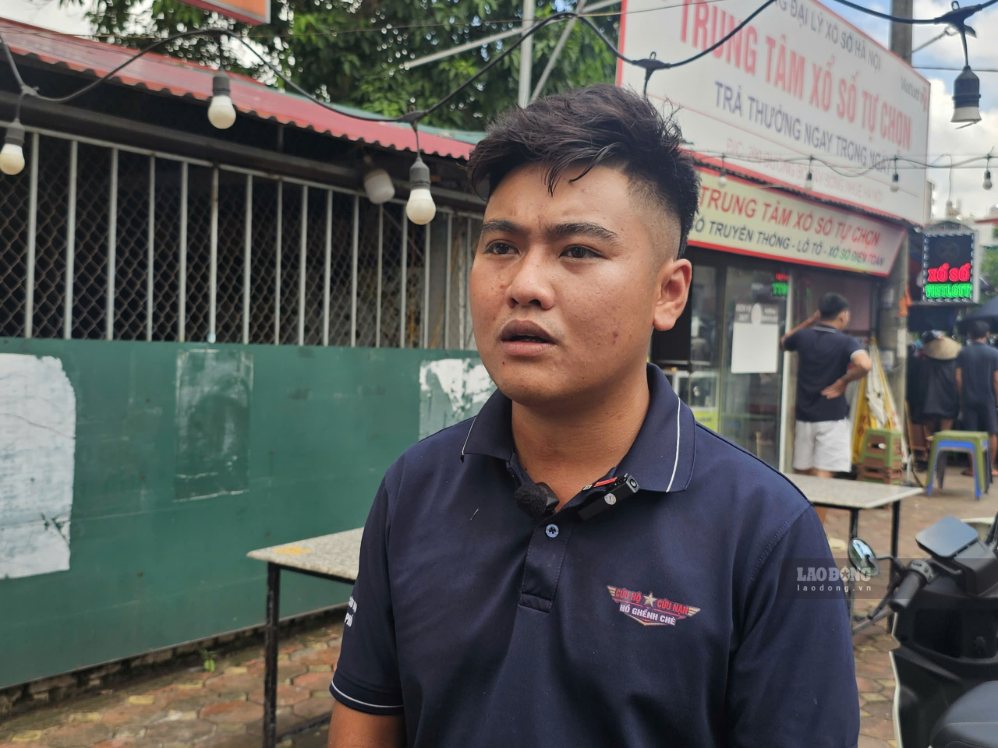 Mr. Tran Van Cuong - Head of the Rescue and Relief Team of Ghenh Che Lake (Thai Nguyen). Photo: Song Huu