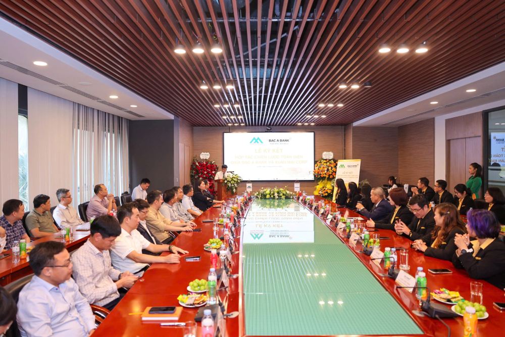 Overview of the Signing Ceremony of the Strategic Cooperation Agreement between Bac A Bank and Xuan Mai Corp. Photo: Bac A Bank