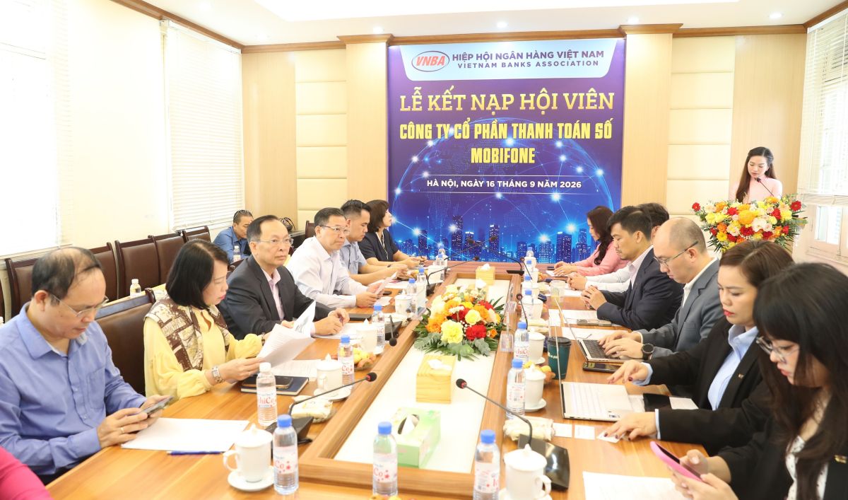 MDP's admission ceremony as an official member of the Vietnam Banks Association. Photo: MDP