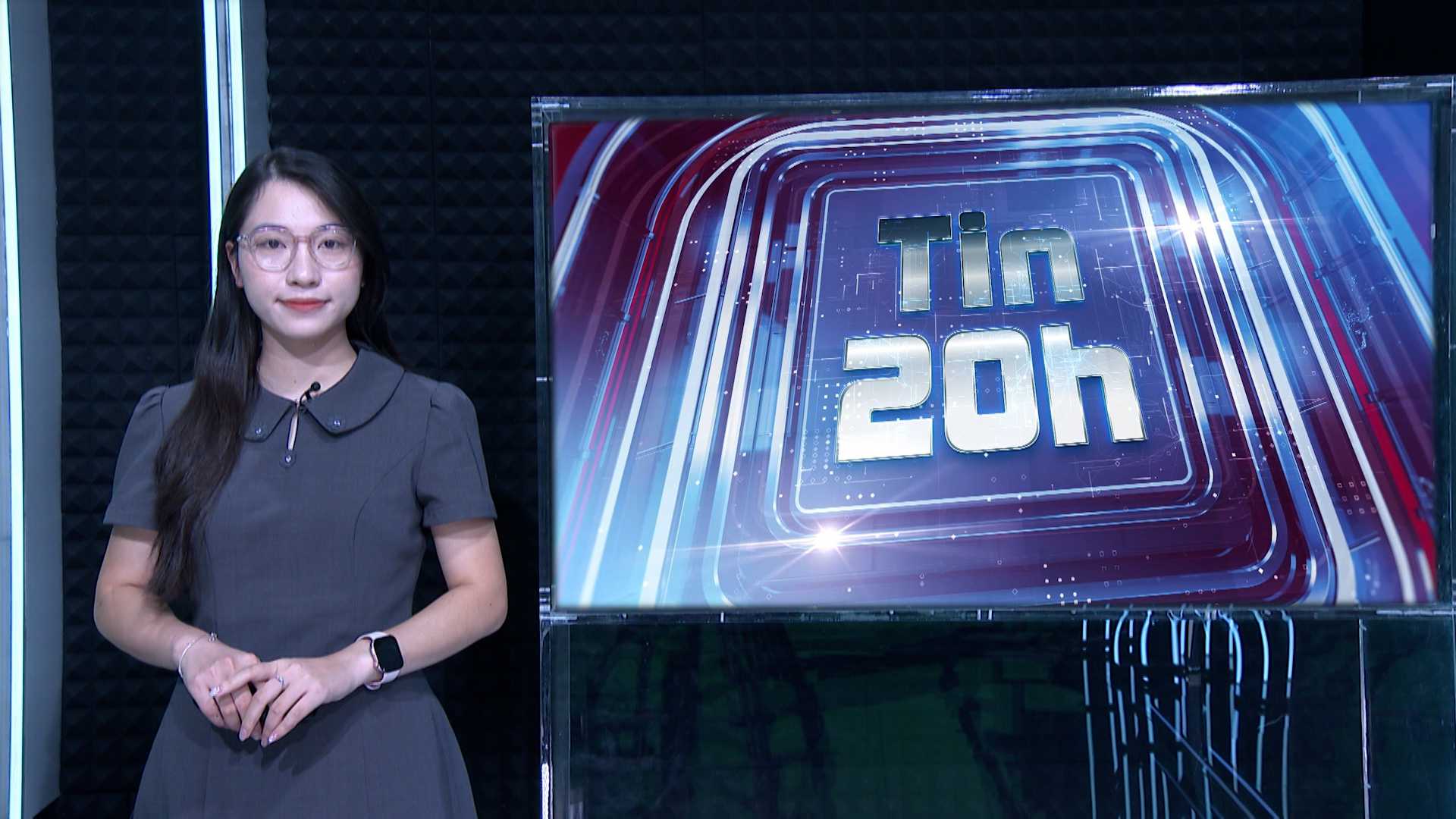 8 PM News: Body found suspected missing male student after passing flooded spot in Hanoi