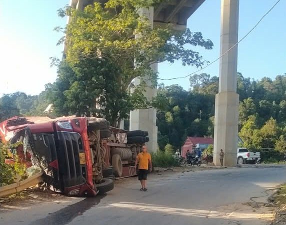 Scène de l'accident qui a fait 3 morts (Photo prise l'après-midi du 18 septembre). Photo: Đức Hội