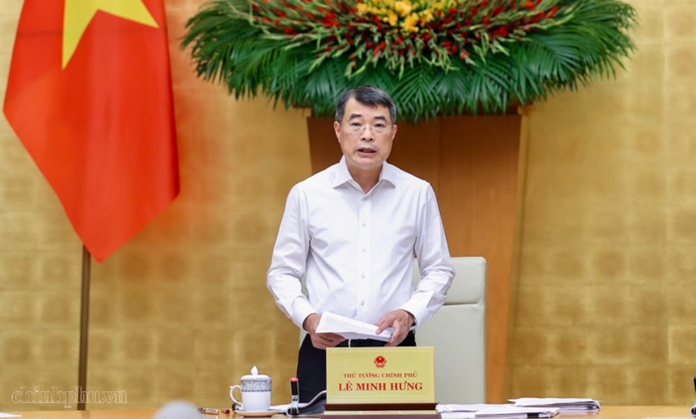 The Prime Minister requested to mobilize all resources, print and supply enough textbooks. In the photo, Politburo Member, Prime Minister Le Minh Hung chairs the specialized meeting on law-making in September 2026 on September 16. Photo: Chinhphu. vn