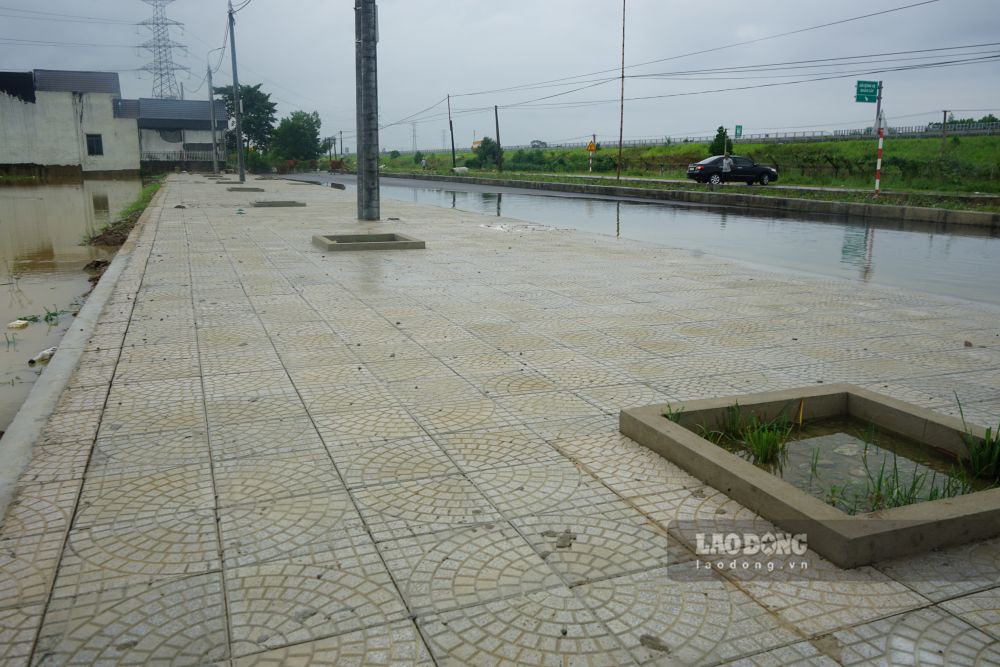 Área de reasentamiento que sirve al proyecto de ferrocarril de alta velocidad Norte-Sur en la comuna de Nông Cống, provincia de Thanh Hóa. Foto: Quách Du