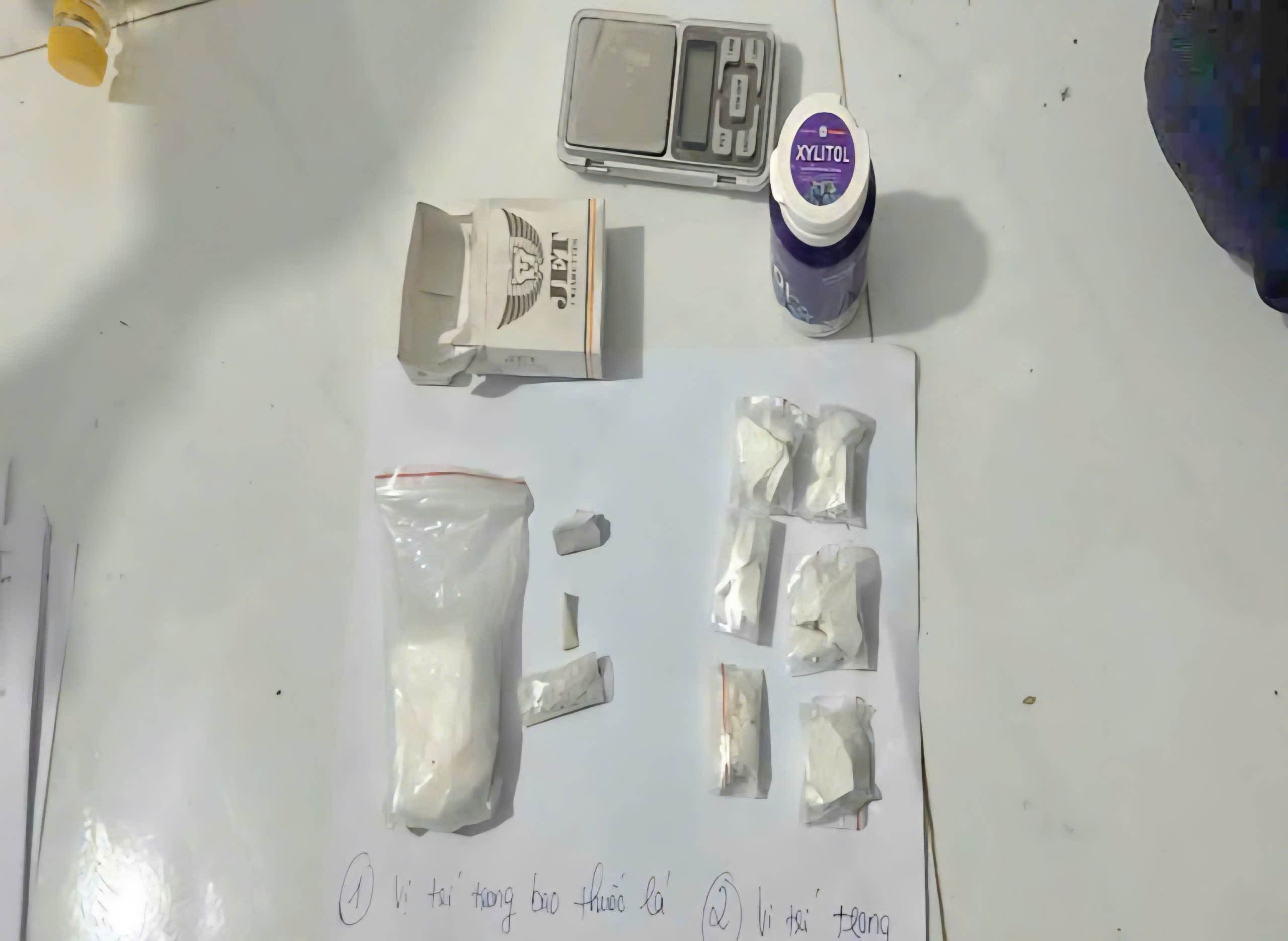 Tang vật heroin trong vụ án bị cơ quan công an thu giữ. Ảnh: Công an xã Phúc Thọ Lâm Hà 