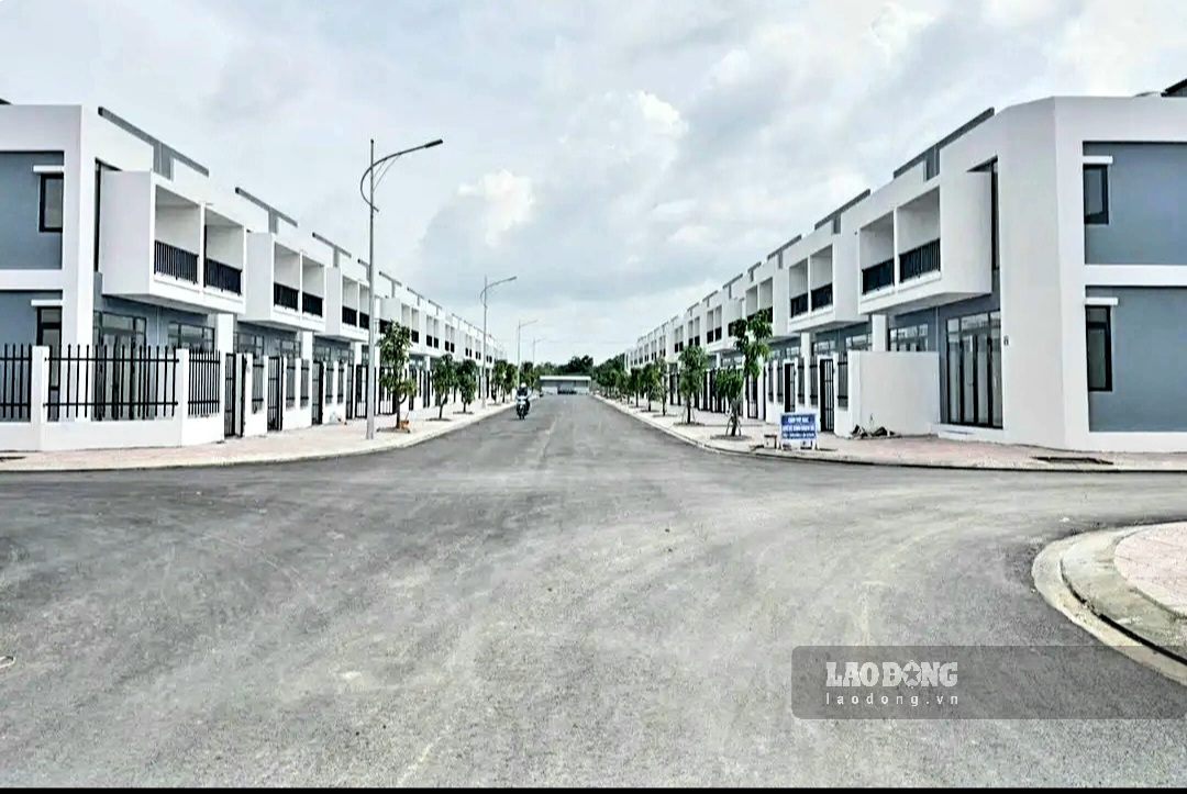 Nhà ở thu nhập thấp tại Cà Mau có giá từ 1,4 tỉ đồng/căn (ảnh chụp 19.9.2026). Ảnh: Nhật Hồ.