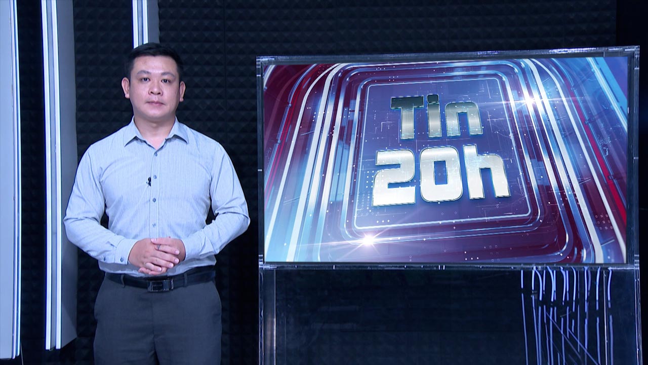 8 PM News: Van Ninh - Cam Lo expressway appears with rutting points