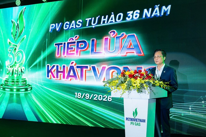 Bí thư Đảng ủy, Chủ tịch HĐQT PV GAS Bùi Minh Tiến phát biểu khai mạc tại buổi lễ. Ảnh: PV GAS