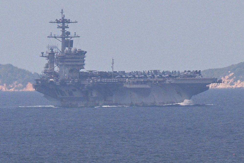 9月2日、タイ海の米空母USSエイブラハム・リンカーン。写真:AFP