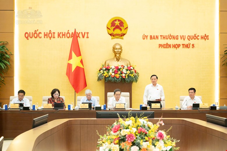 The National Assembly Standing Committee will consider and give opinions on many important contents at the 6th session. Pictured is the 5th session of the National Assembly Standing Committee. Photo: Quochoi. vn