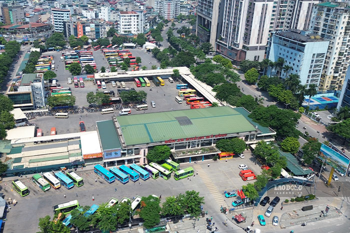 Bến xe Mỹ Đình đón lượng lớn hành khách trở về Hà Nội sau dịp nghỉ lễ 2.9. Ảnh: Dương Anh