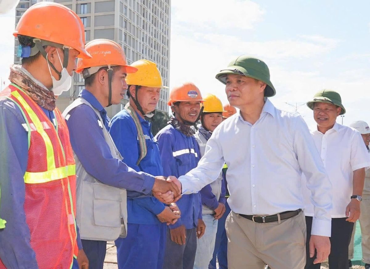 City Party Secretary visits and encourages workers working at key projects on National Day 2. 9. Photo: Hai Phong e-Portal