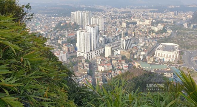 Phụ cấp Trưởng thôn, Bí thư Chi bộ, Trưởng ban Công tác Mặt trận ở Quảng Ninh được căn cứ Nghị quyết số 28/2026/NQ-HĐND. Ảnh: Nguyễn Hùng.