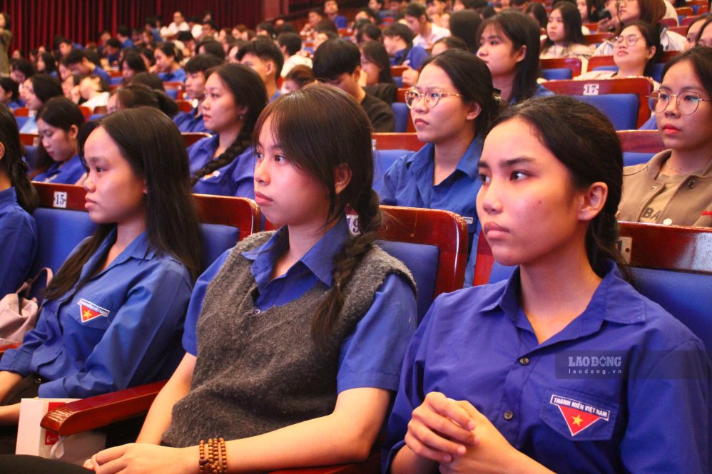 The event aims to help young people practice digital skills, prepare professional baggage and improve competitiveness in the AI era. Photo: Thanh Huyen