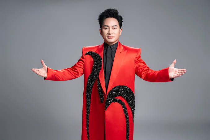 Tùng Dương.