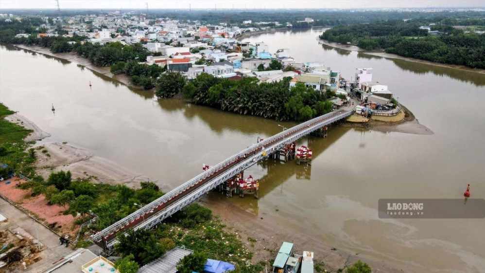 Cầu sắt Rạch Dơi (nối xã Hiệp Phước, TPHCM với xã Cần Giuộc, tỉnh Tây Ninh) được xây trước năm 1975. Ảnh: Anh Tú (chụp năm 2026)