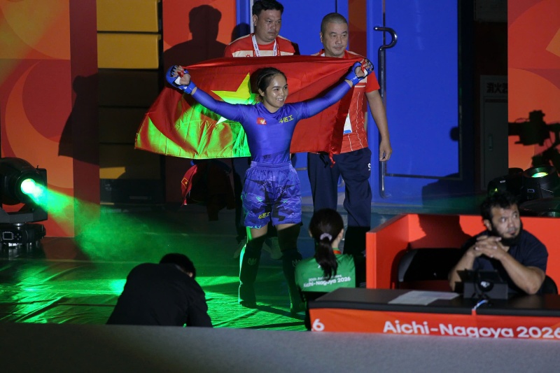 Lò Thị Phung en quart de finale de MMA aux ASIAD 20. Photo: Bùi Lượng
