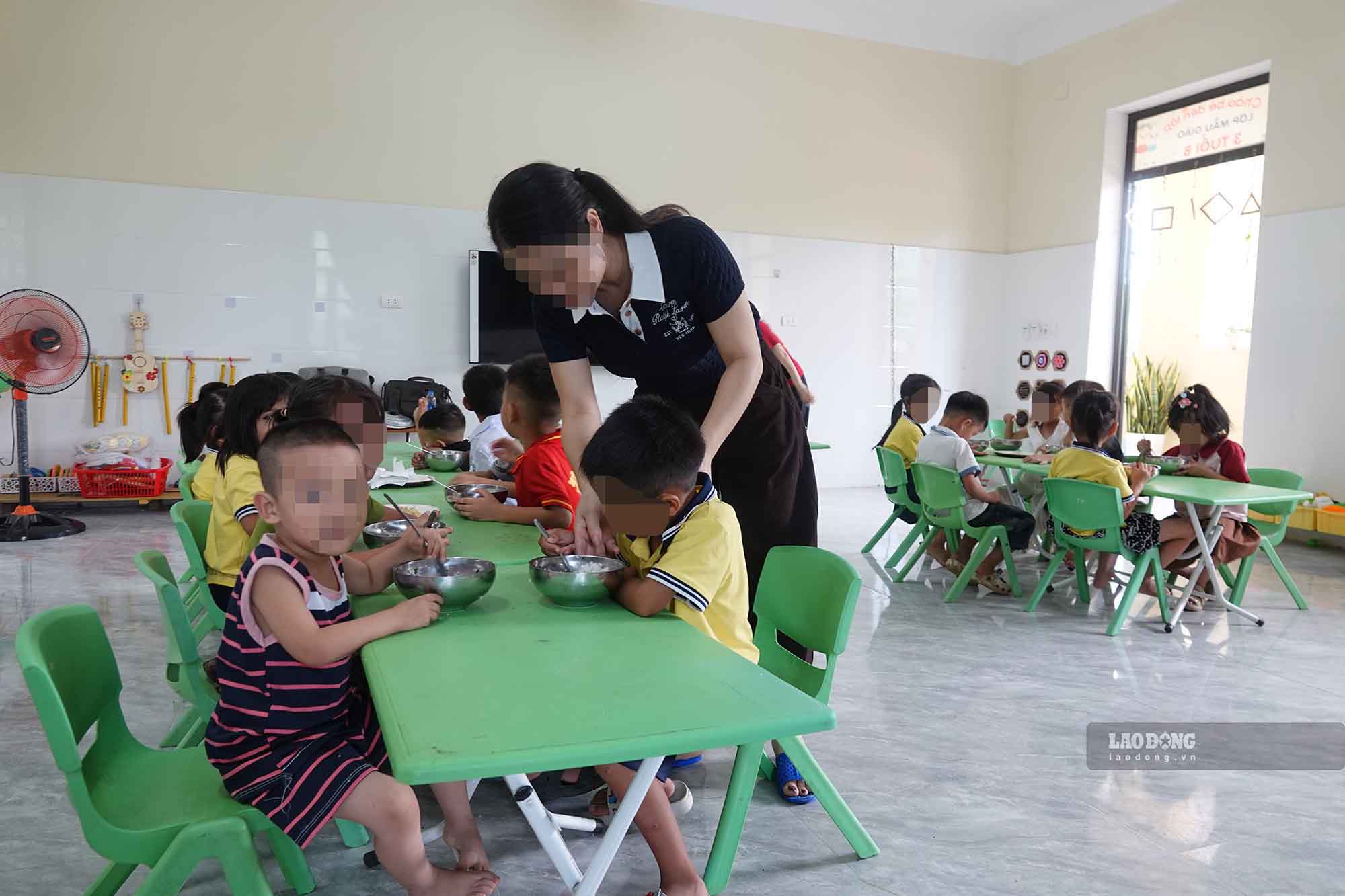 The difference in professional preferential allowances makes many teachers working in areas far from the center of Phuc Trach commune worried. Photo: Tran Tuan (taken on September 7, 2026).