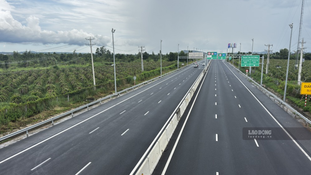 Vị trí Km0 cao tốc Phan Thiết - Dầu Giây sẽ có đường nhánh lối ra. Ảnh: Duy Tuấn