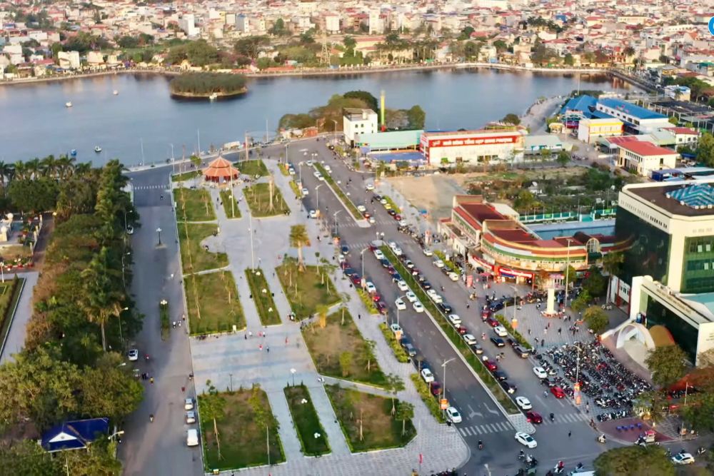 La ville de Hai Phong a créé un groupe de travail pour examiner et étudier la réorganisation des unités administratives au niveau communal. Sur la photo, un coin de la ville de Hai Phong. Photo: Portail d'information électronique de la ville de Hai Phong diffusé le 16 septembre