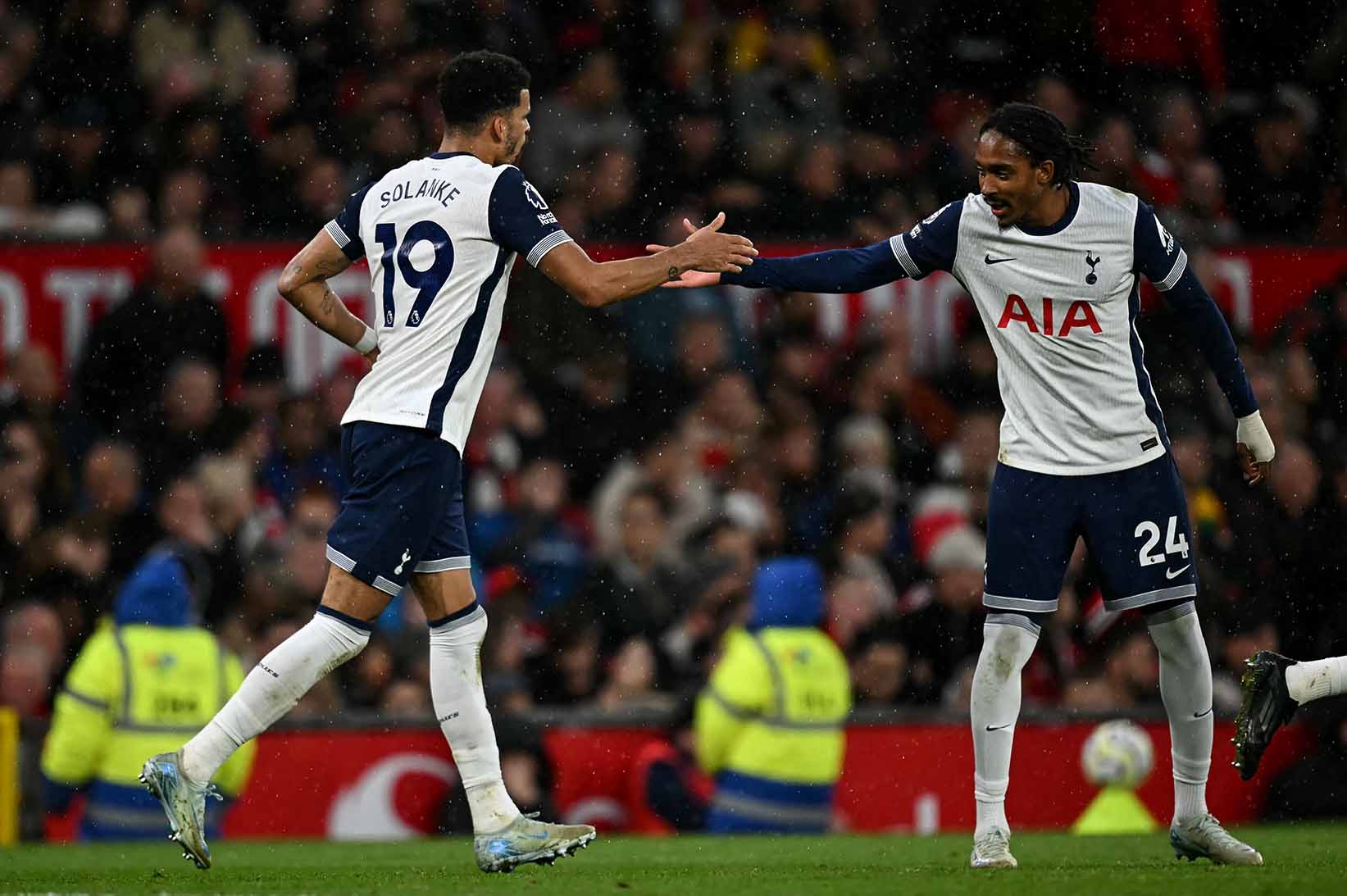 Solanke chưa đáp ứng được kỳ vọng của Tottenham. Ảnh: AFP