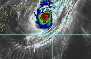 Satellite images show Typhoon Dujuan with large vortex circulation as it moves towards the Pacific coast, recorded on September 21st. Photo: NOAA