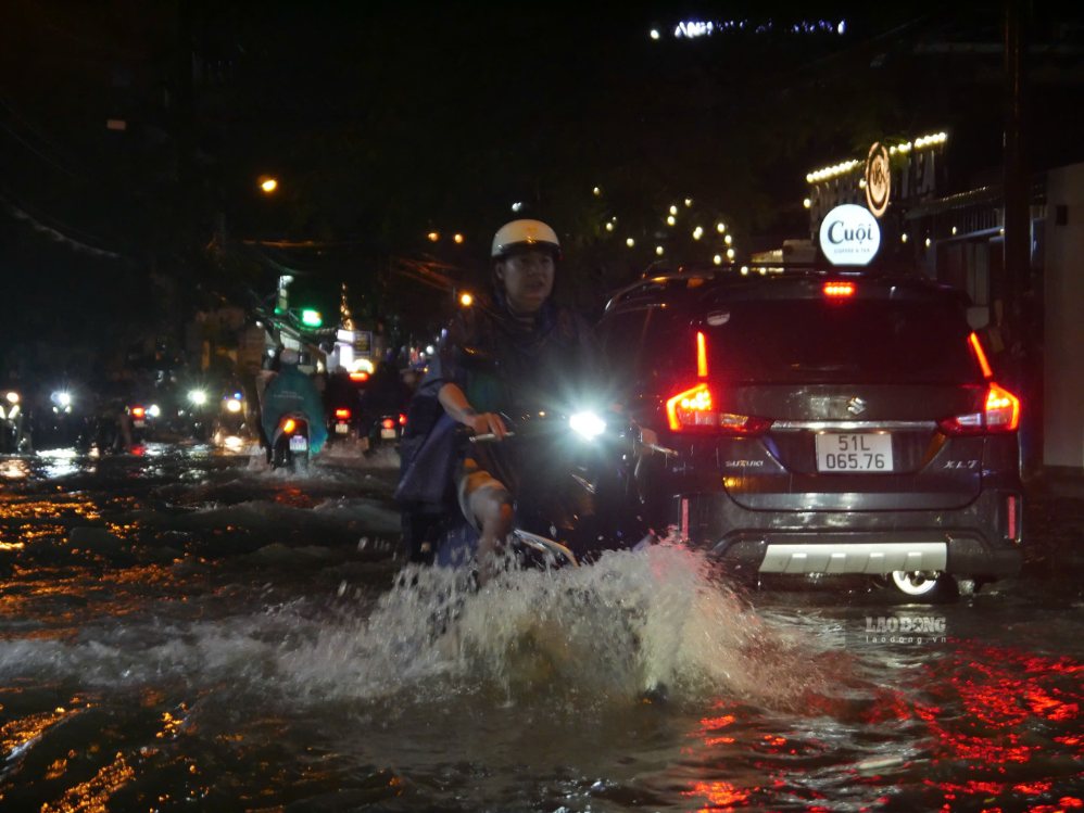 Ho Chi Minh City has heavy rain until the end of September 24, with some places over 150 mm. Photo: Thai Bao