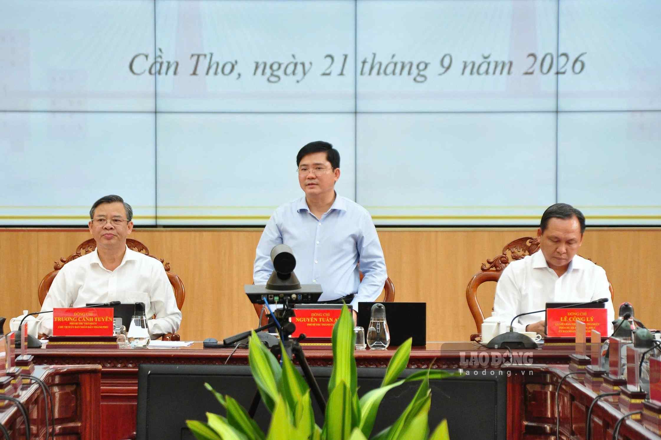 Kết luận hội nghị, . Ảnh: Tạ Quang (chụp ngày 21.9)