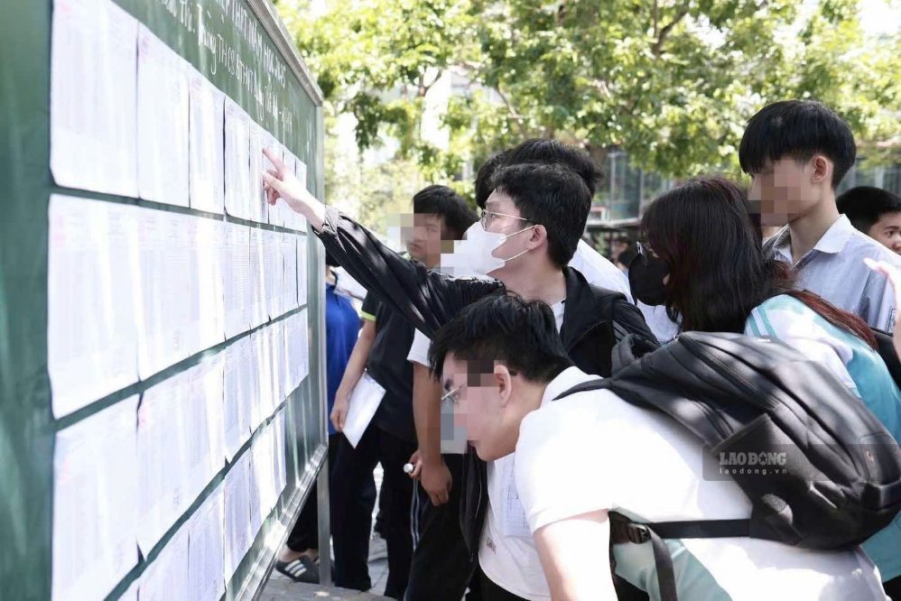 Las universidades son suspendidas de la admisión si organizan actividades de educación superior que no se ajustan al ámbito autorizado. Foto: Tuong Van