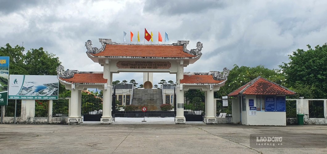 The memorial area for musician Cao Van Lau preserves quite a few images, displaying the life and career of Mr. Cao Van Lau (photo taken on September 21, 2026). Photo: Nhat Ho.