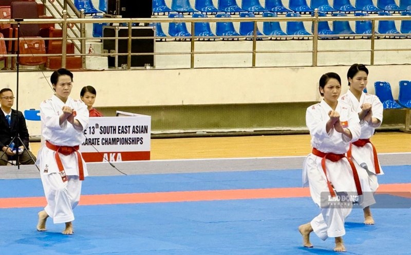 The Vietnamese women's karate team will compete in the team kata event on September 22 at ASIAD 20. Photo: Hoai Viet