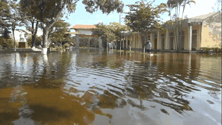 Nearly 2,000 students in a commune of Thanh Hoa are still out of school due to floodwaters. Photo: Quach Du