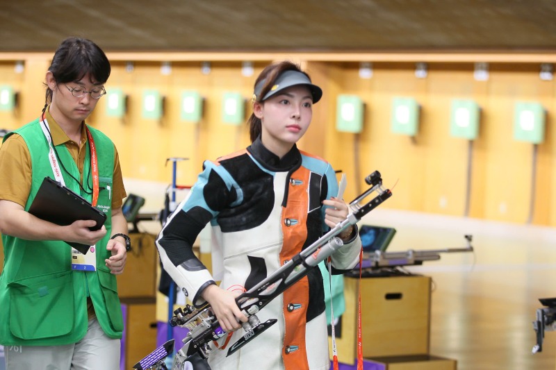 Phi Thanh Thao will compete in the men's and women's team rifle event at ASIAD 20. Photo: Bui Luong