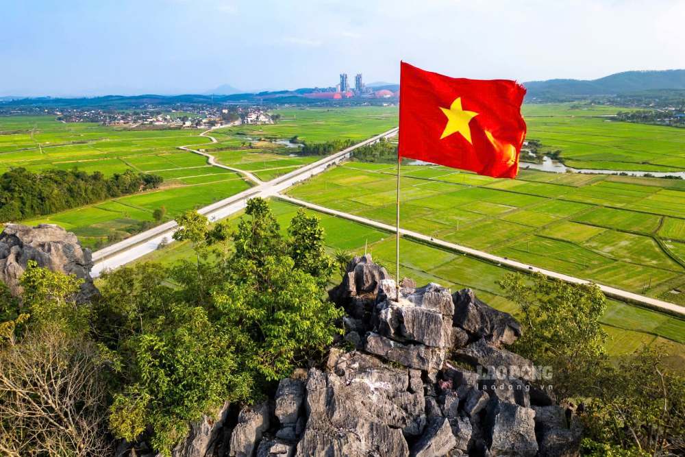 The Ministry of Home Affairs said that by June 30, 2026, 34/34 provinces and cities had completed the arrangement and reorganization of villages and residential groups in the area. Photo: Huu Chanh (taken in April 2026)