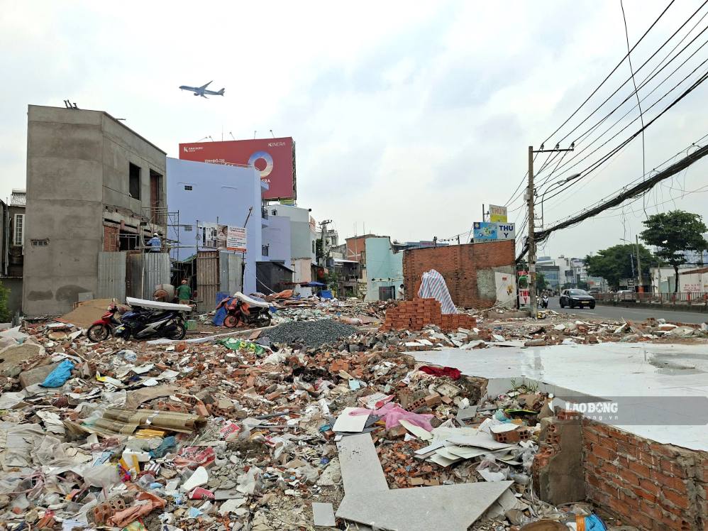ホーチミン市を通過する国道13号線の拡張のための用地取得。写真:ミン・クアン