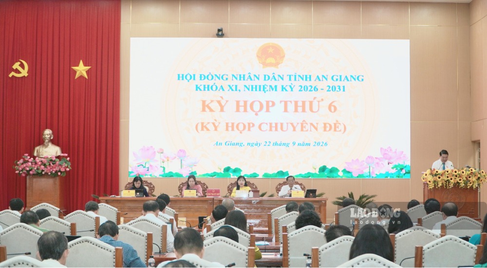 Đại biểu dự kỳ họp. Ảnh: Nguyên Anh