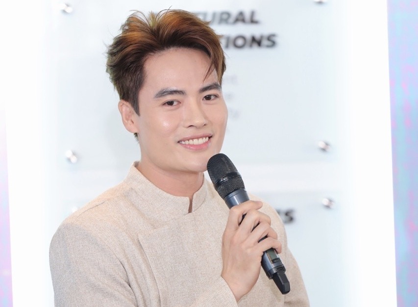 Actor Vo Tan Phat is proposed to replace Truong Giang in "2 Days 1 Night". Photo VieON