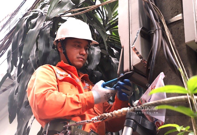 Dự thảo Luật Điện lực đề xuất áp giá điện theo giờ với khách hàng sinh hoạt khi đủ điều kiện kỹ thuật. Ảnh: Anh Tuấn (chụp tháng 6.2025)
